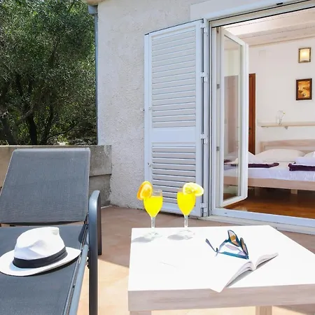 Spacious Lucia