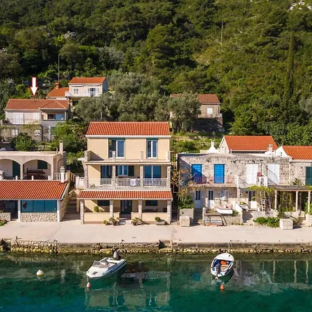 Spacious Lucia Prožura