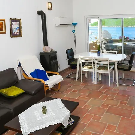 Spacious Lucia Prožura