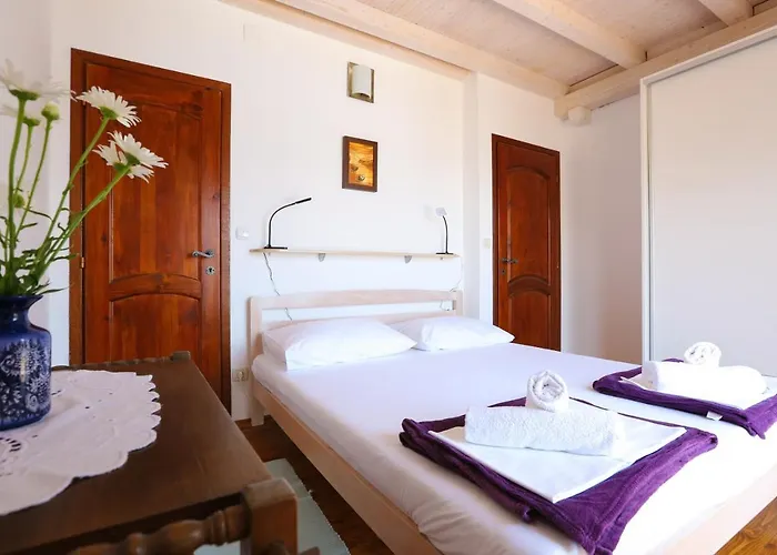 Spacious Lucia Apartamento Prožura